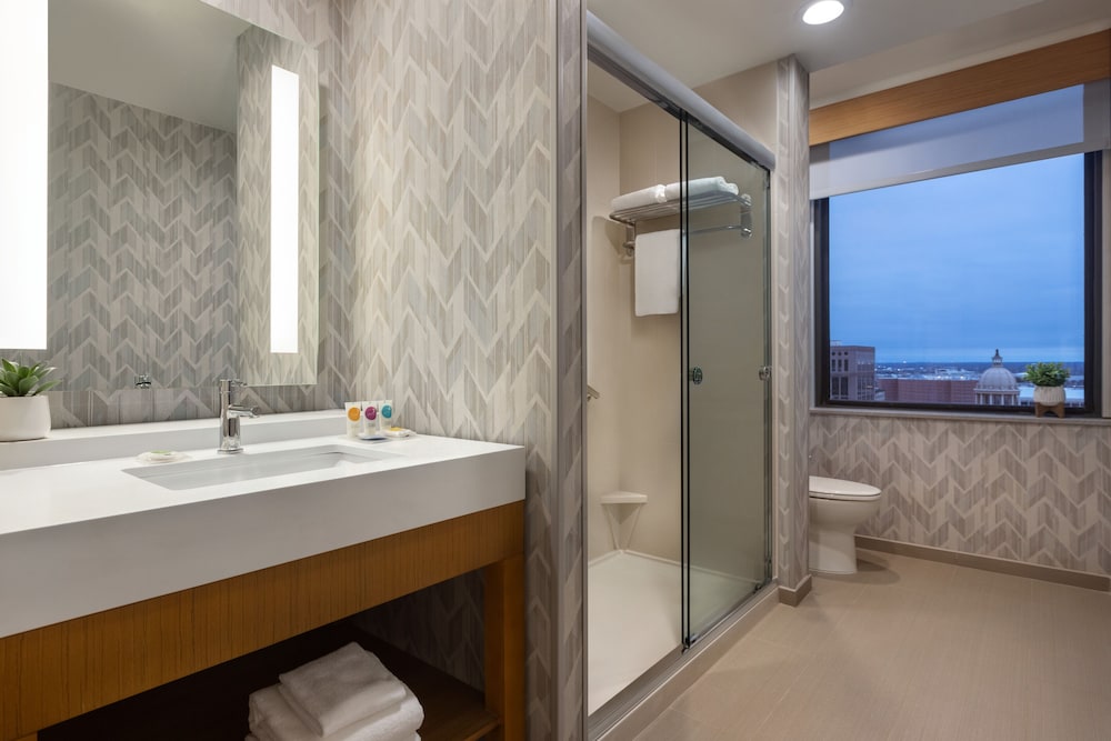 Hyatt Place Houston Downtown 49/50