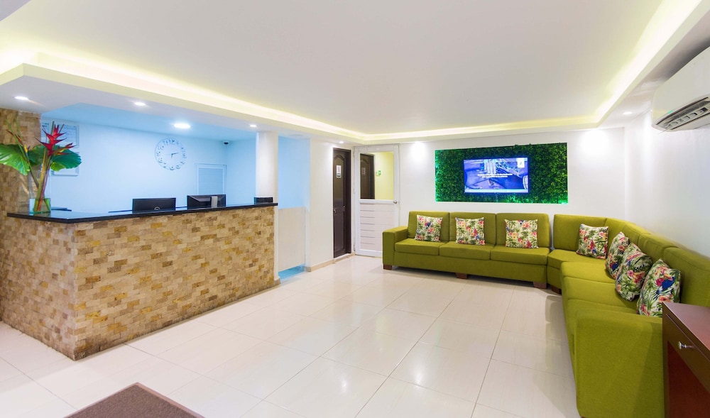 Lobby at Hotel Avexi Suites By Geh Suites, CARTAGENA