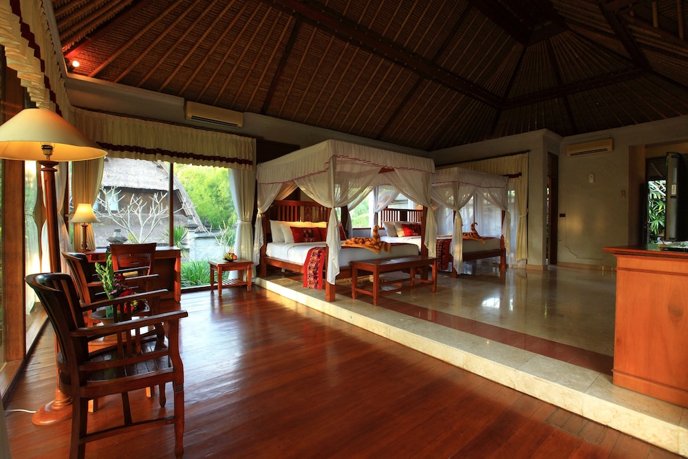 Santi Mandala Villa And Spa 13/140