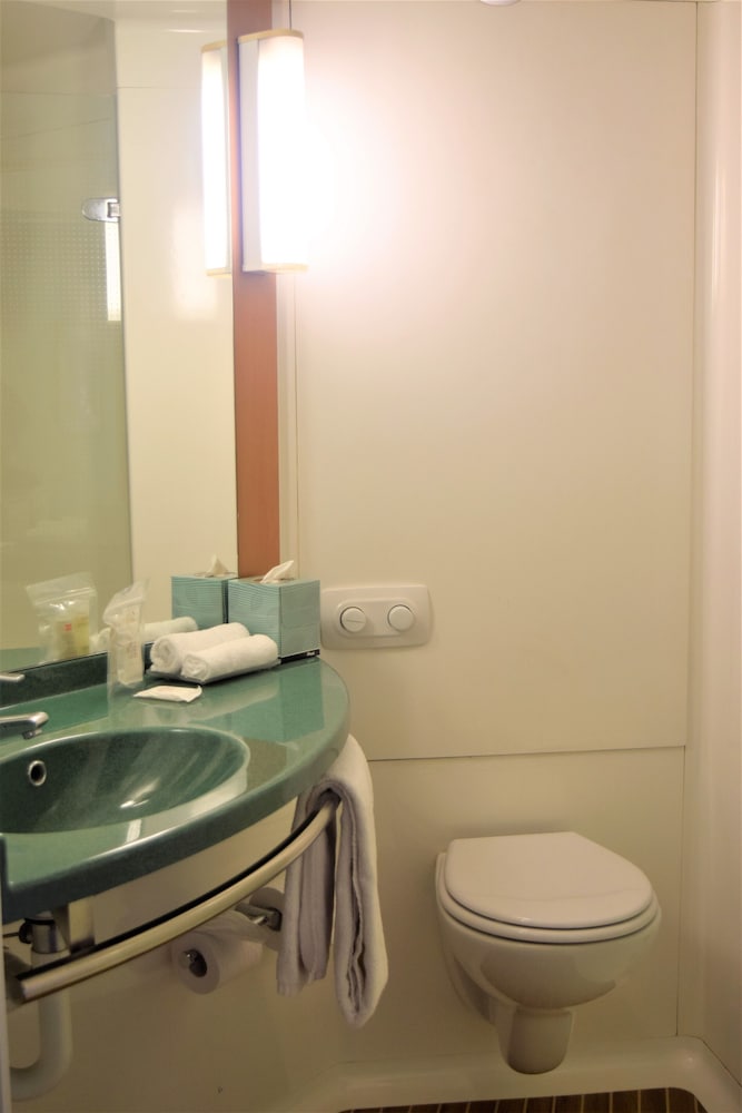 IBIS SYDNEY THORNLEIGH 62/62