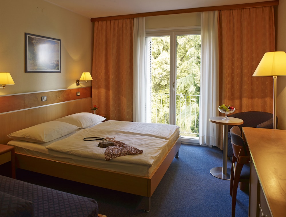 Hotel Salinera 34/66