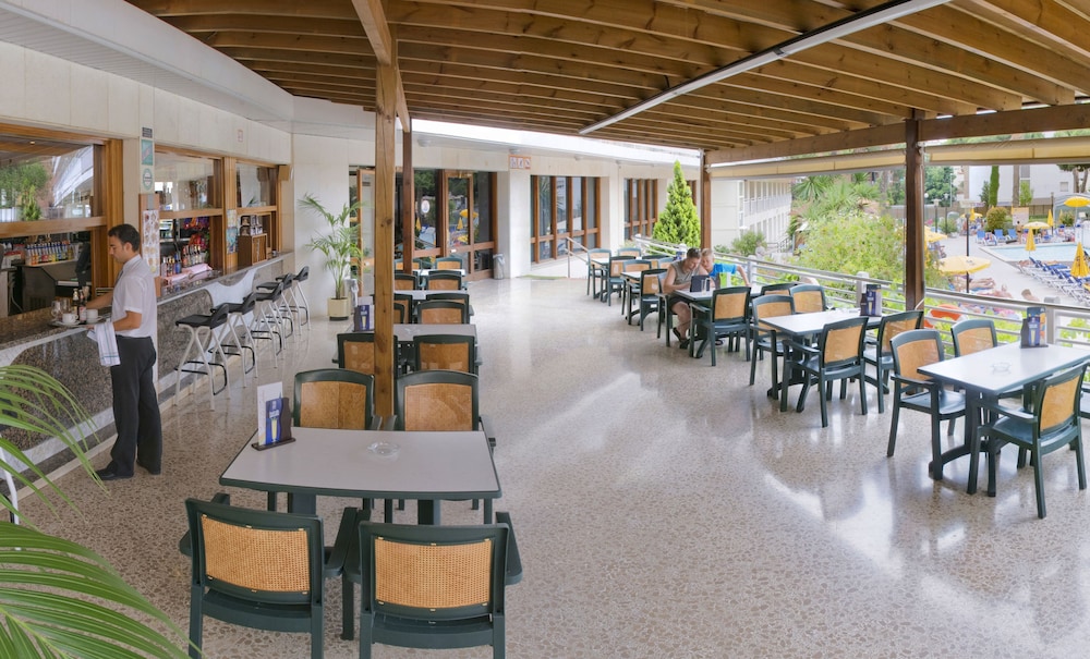 GHT Oasis Park & Spa 51/66