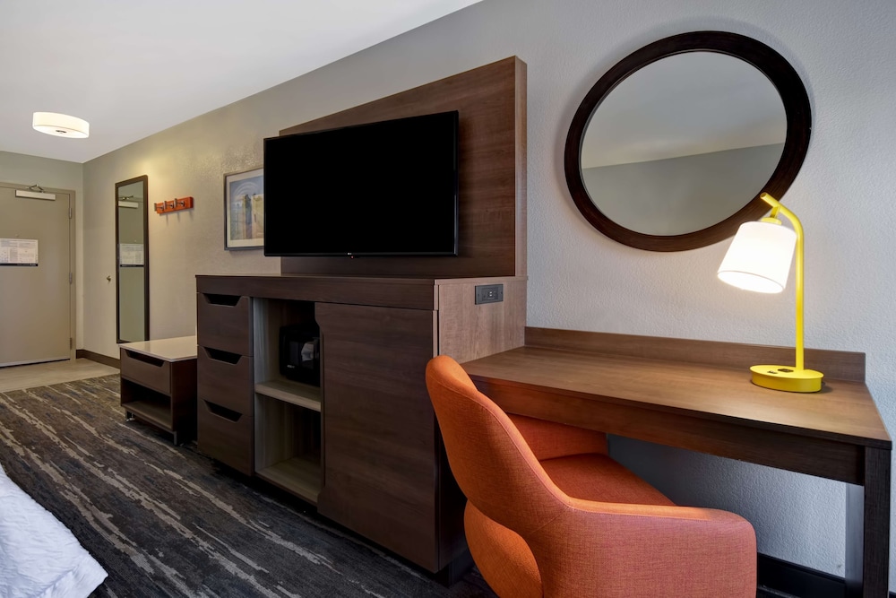 Hampton Inn Potomac Mills Woodbridge 39/53