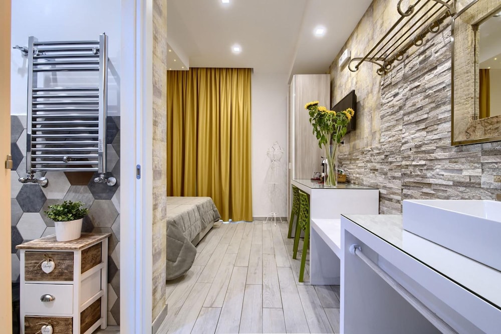 Relais Vatican Secret 18/44