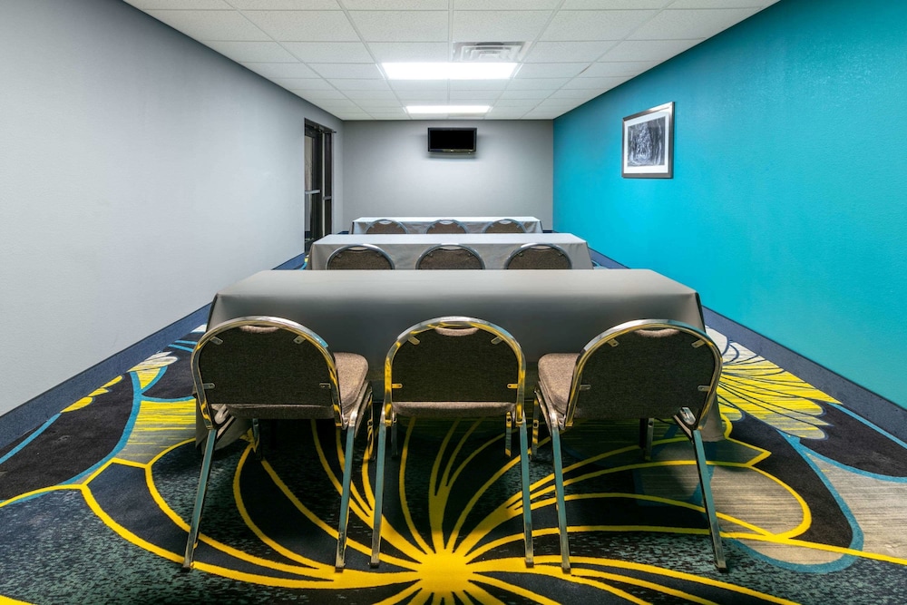 La Quinta Inn & Suites by Wyndham Horn Lake / Southaven Area 41/47