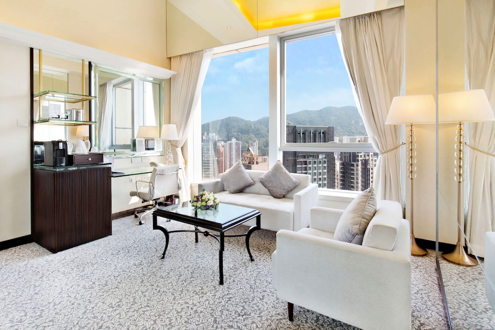 Regal Hong Kong Hotel 44/74
