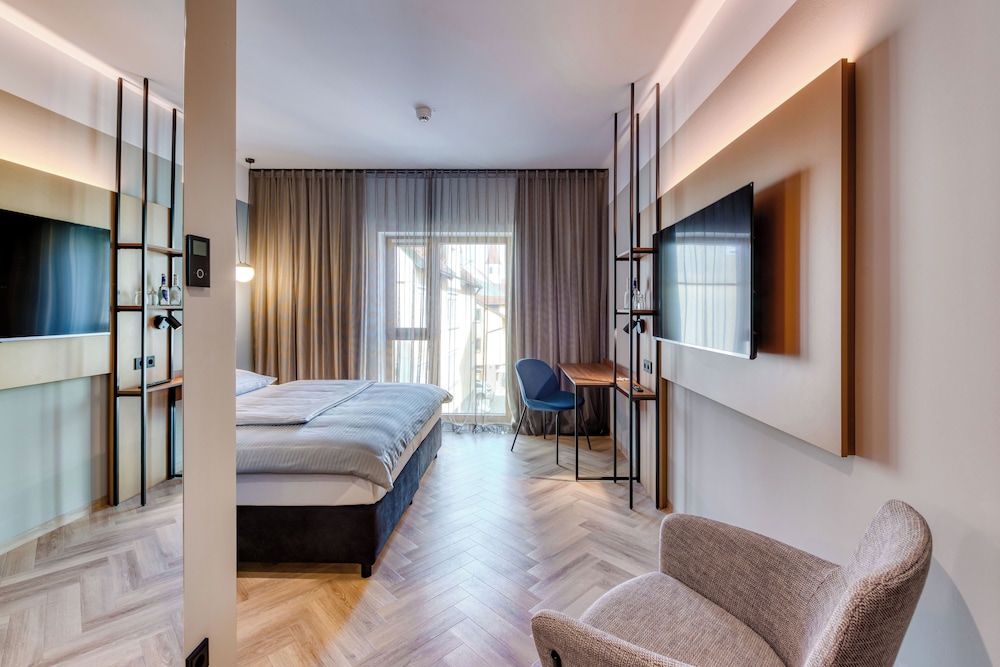 Stadthotel Neumarkt Mitte 9/28