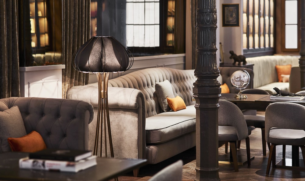 Gran Hotel Ingles 37/50