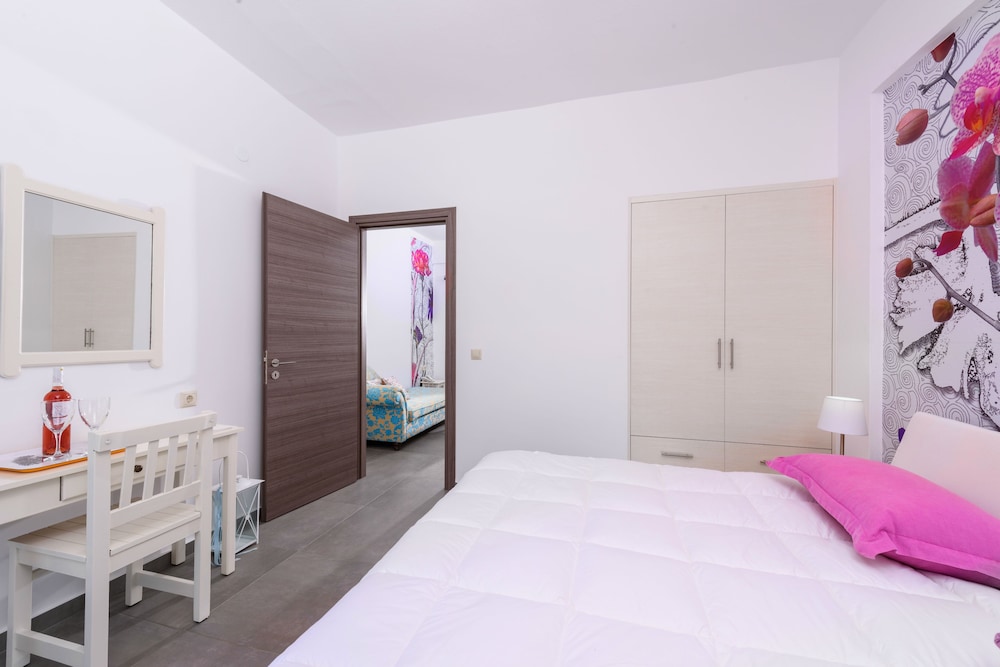 Angela Studios and Apartments 11/69