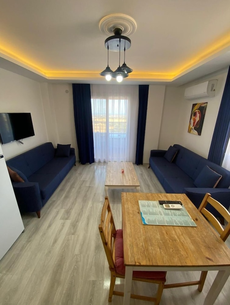 Mavi Restaurant & Apartments 3 33/50