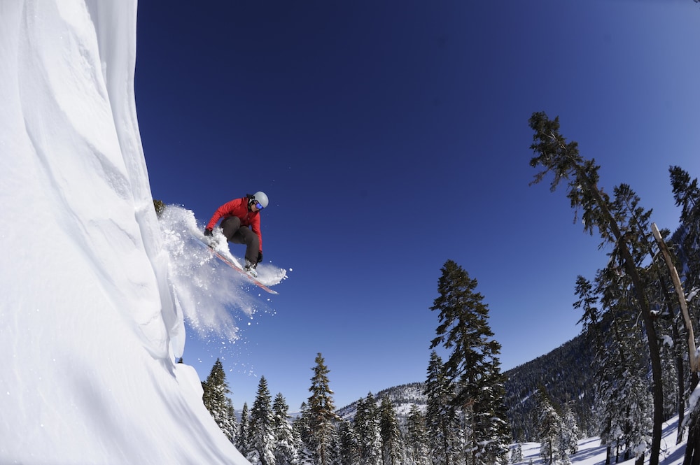 Northstar California Resort 38/90