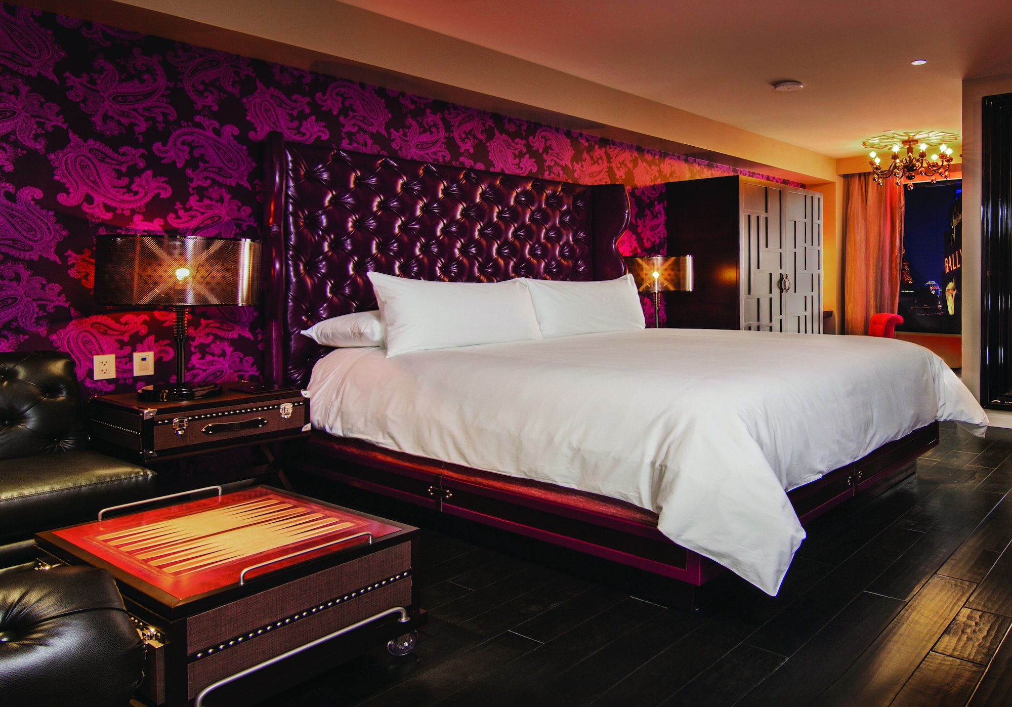 Luxury, King Bed