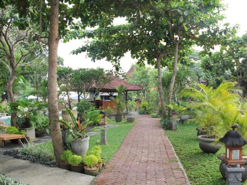 Gazebo Beach Hotel 43/50