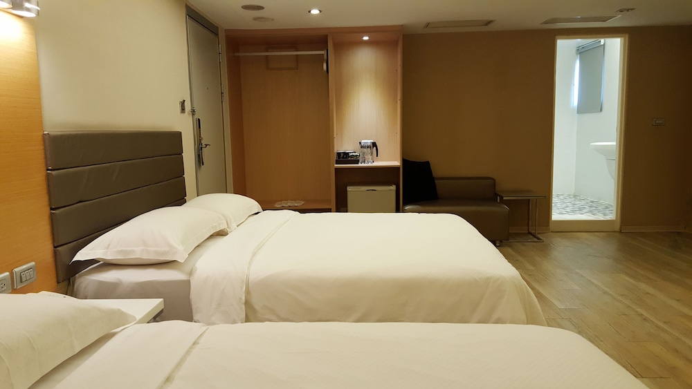 The Riverside Hotel Esthetics 27/60