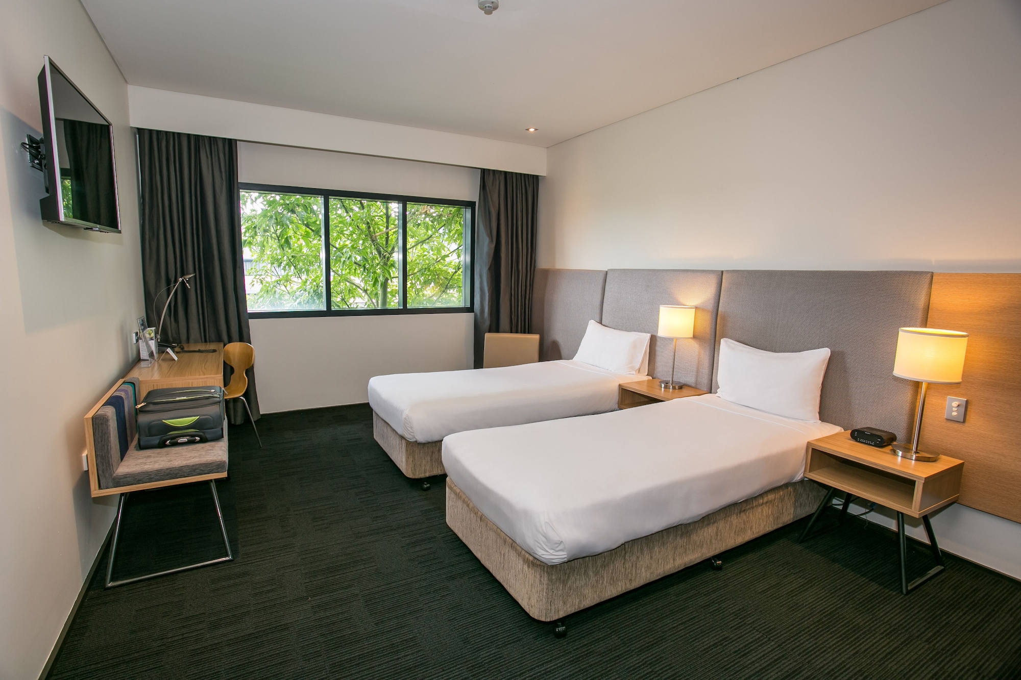 STANDARD, TWIN BEDS