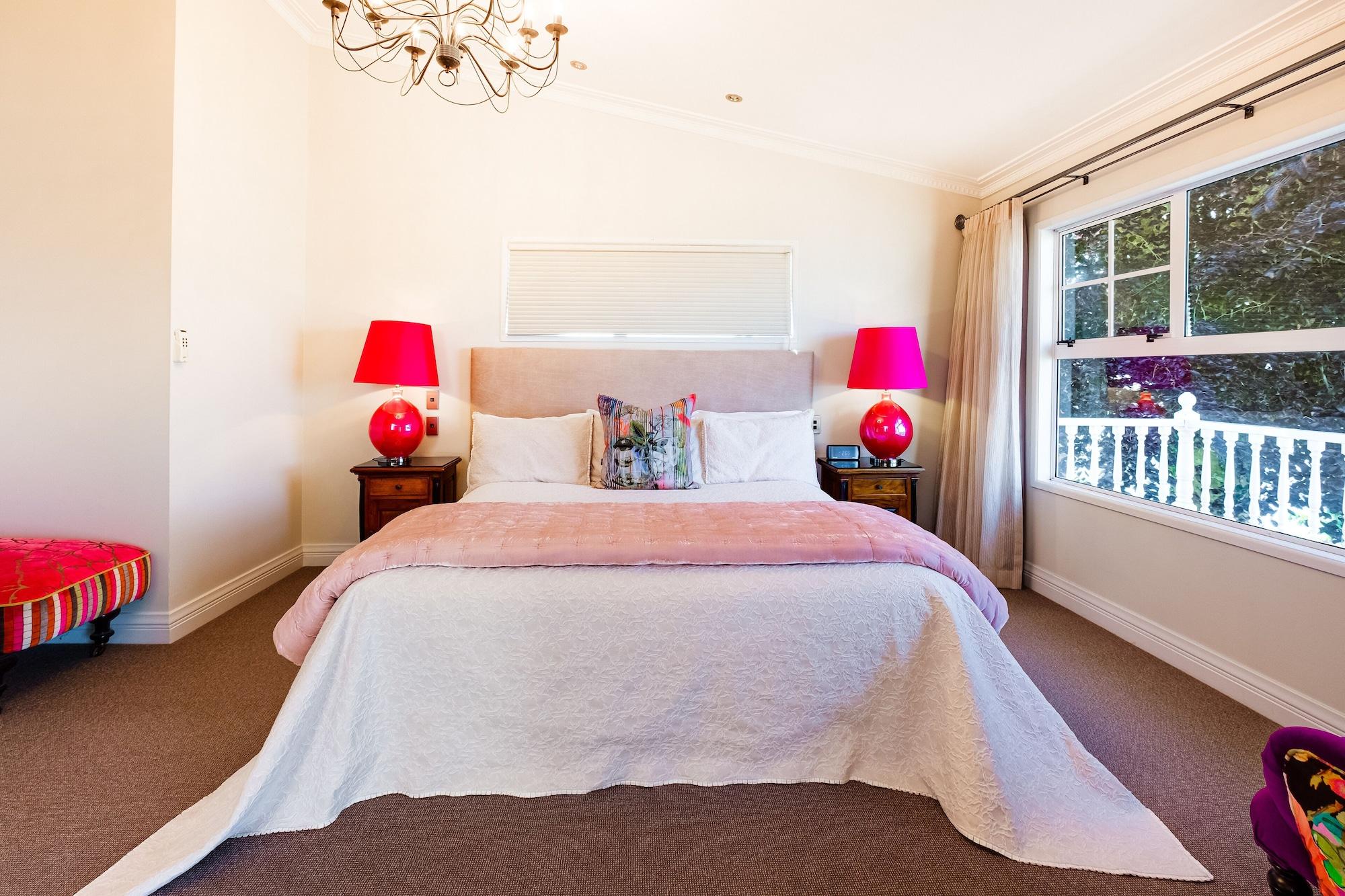 Lodge, Suite