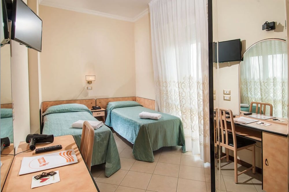Hotel Helios 6/17