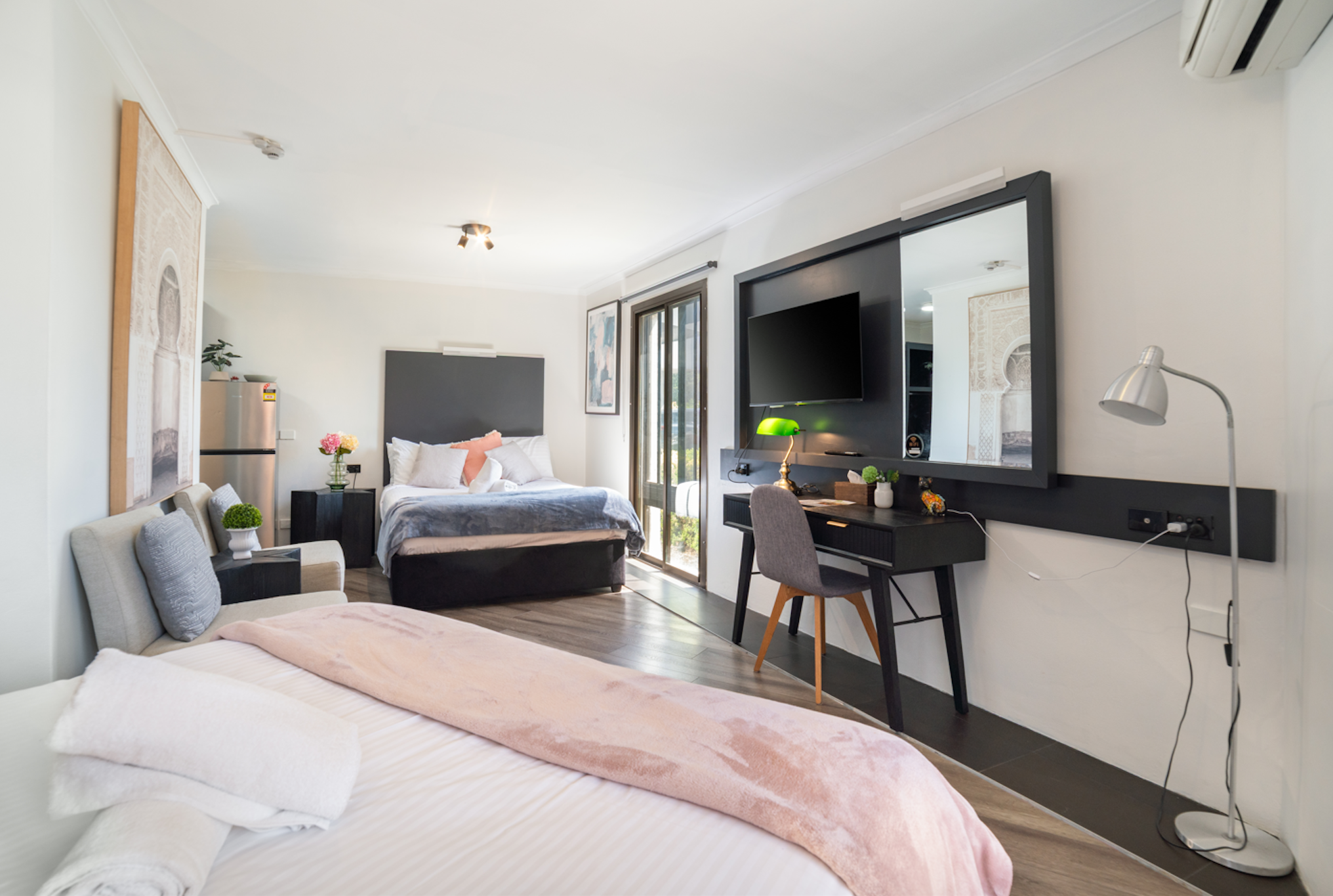 Bankstown Motel 10 Greenacre 57/89