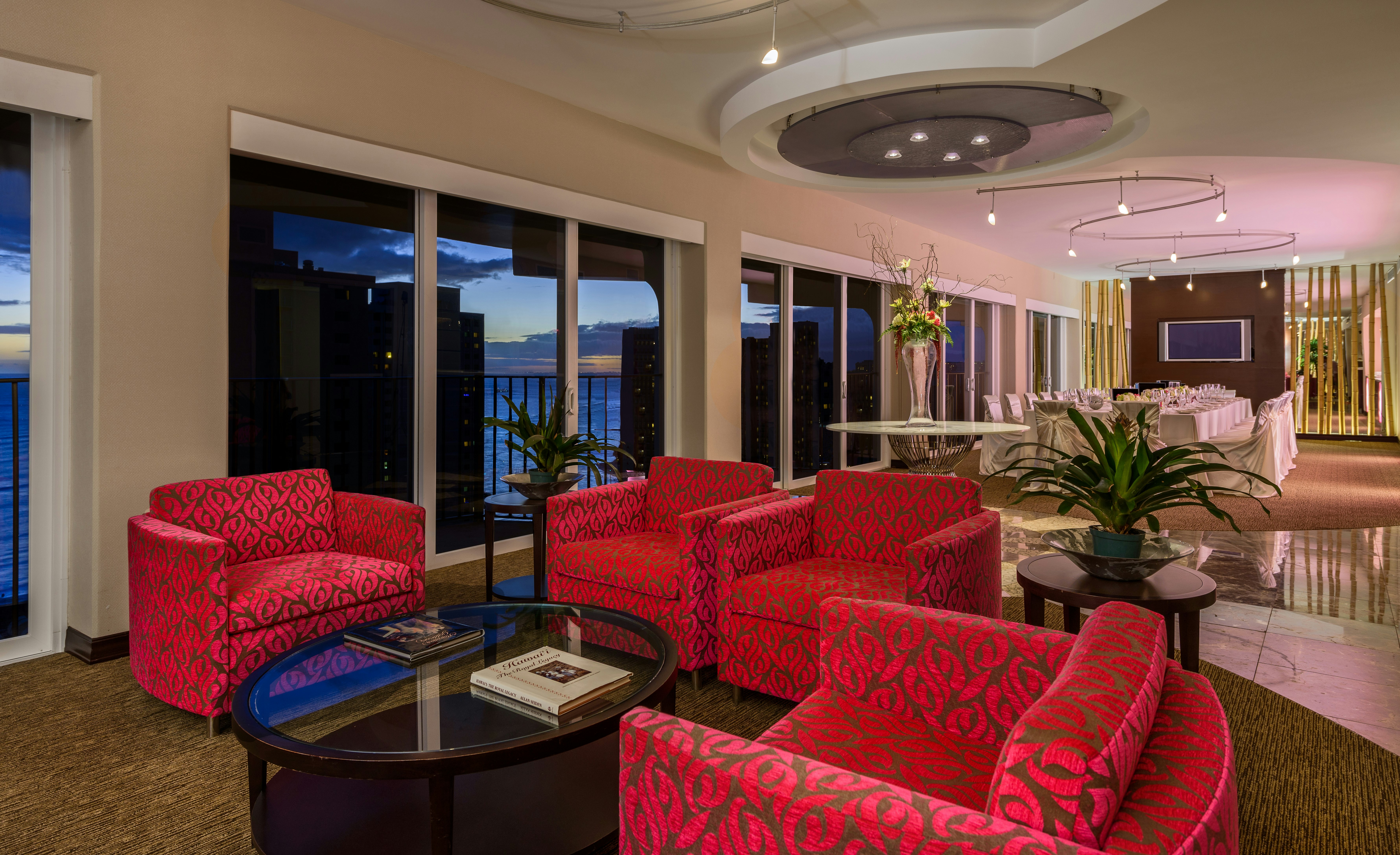 Hilton Waikiki Beach Resort & Spa 22/50
