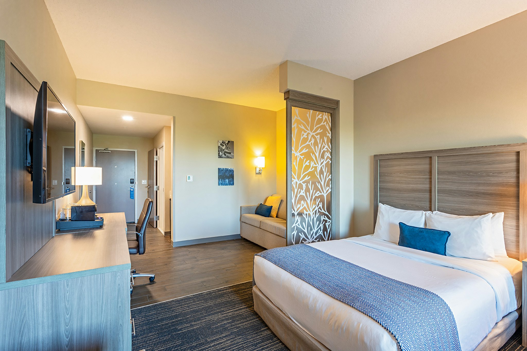 Suite, 2 Queen Beds, Accessible