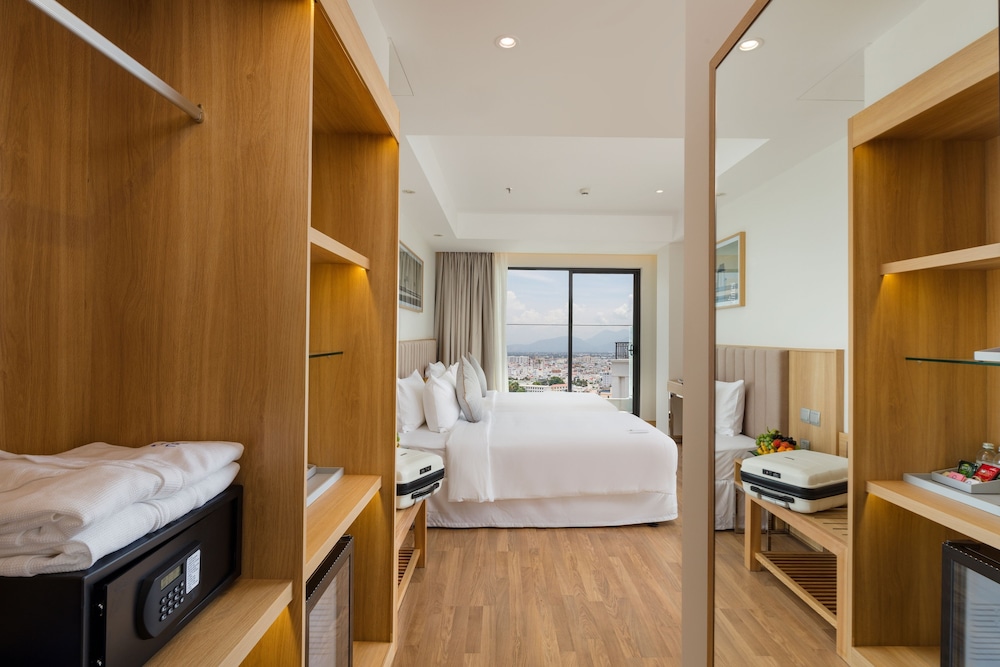 Nagar Hotel Nha Trang 32/72