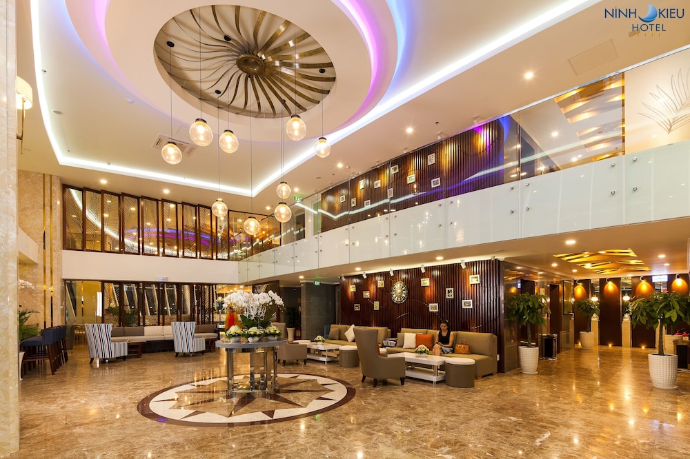 Ninh Kieu Riverside Hotel 55/70