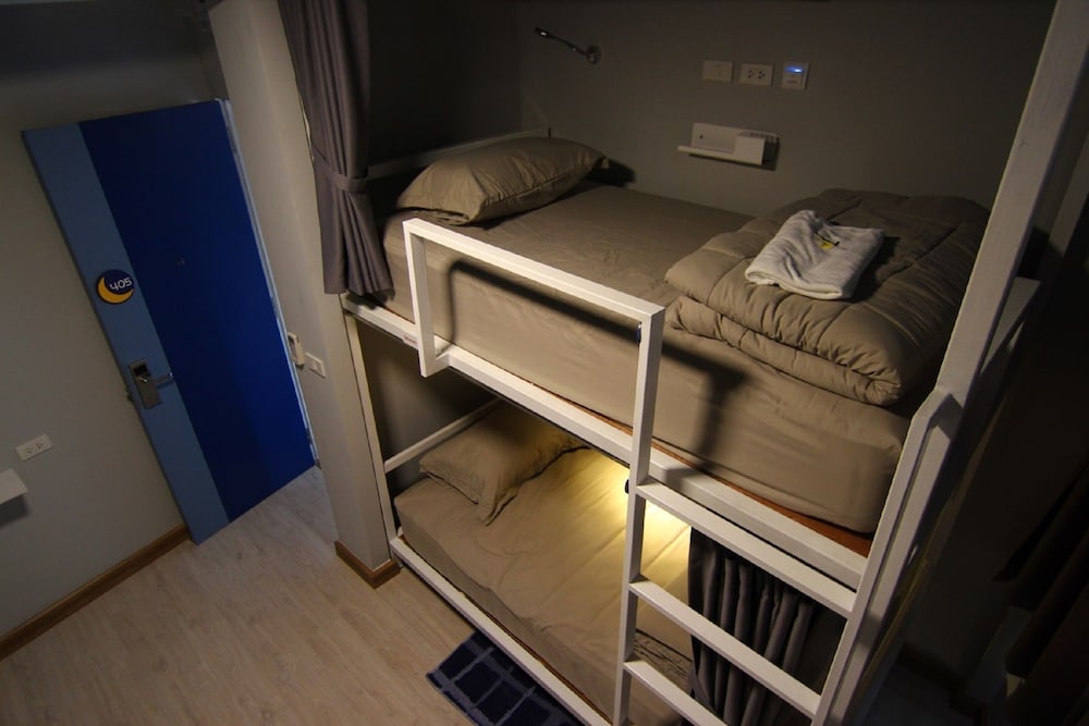 The Moon Hostel Hua Hin 38/68