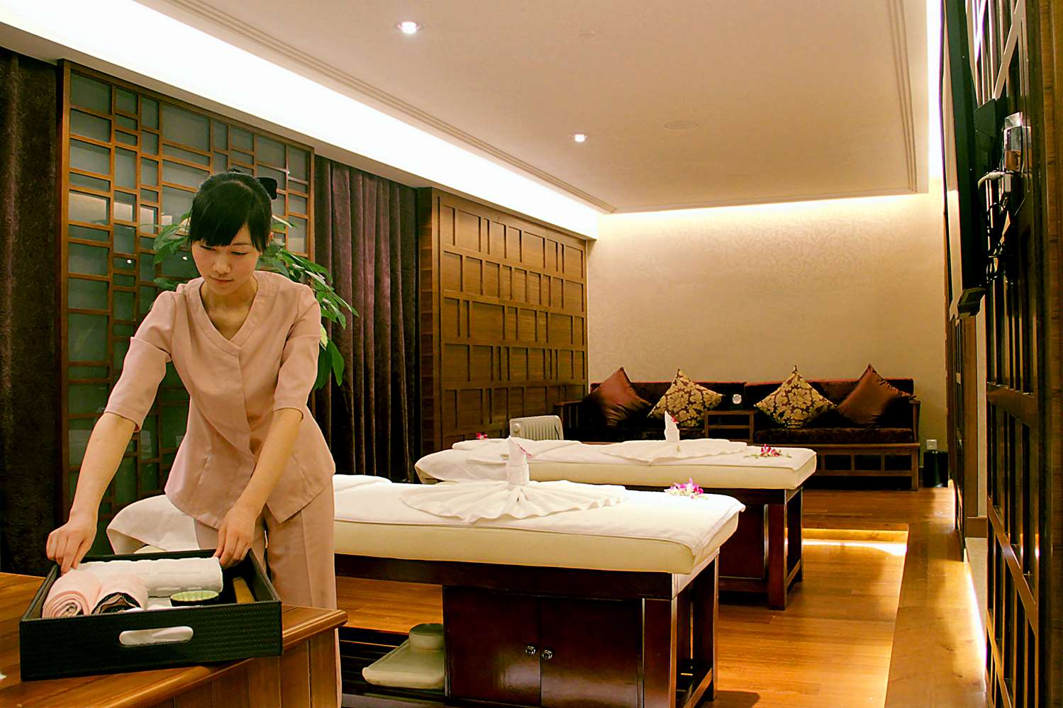 Central Hotel Shanghai 24/48