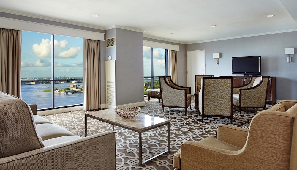 Hilton New Orleans Riverside 33/55