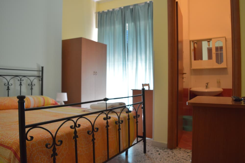 Hotel Scalea 3/16