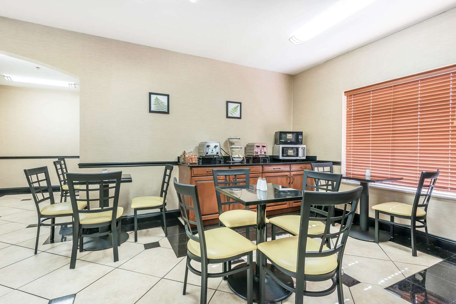 Sleep Inn & Suites University Shands 33/47