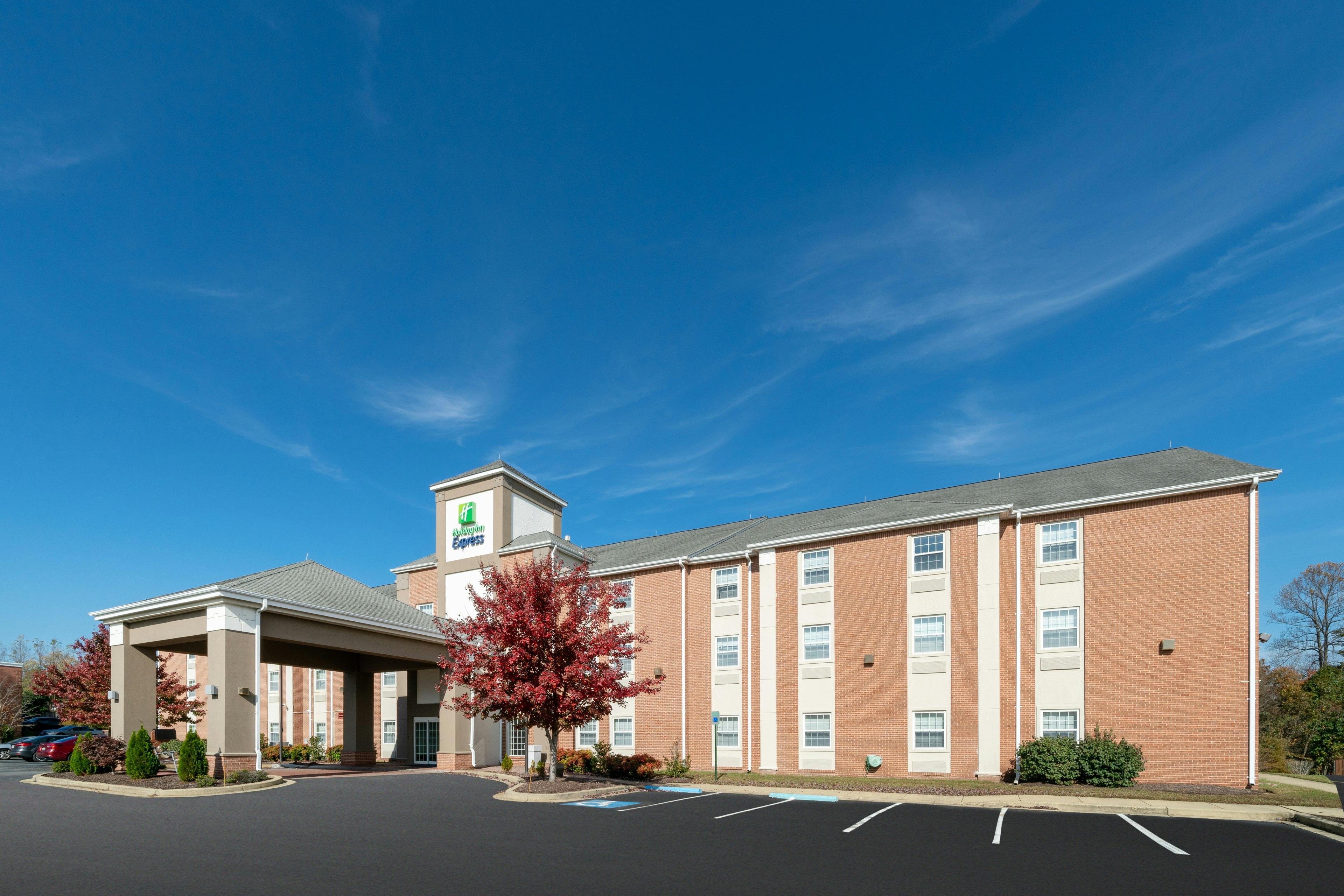 Holiday Inn Express Prince Frederick 5/56