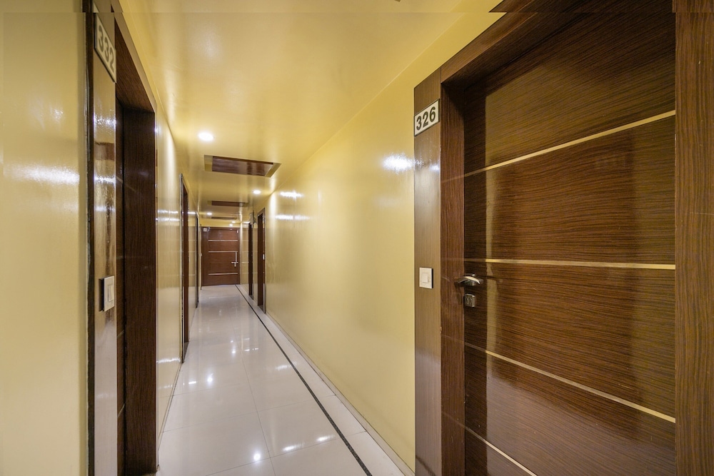 Capital O 891 Hotel Kadamb Inn 50/61