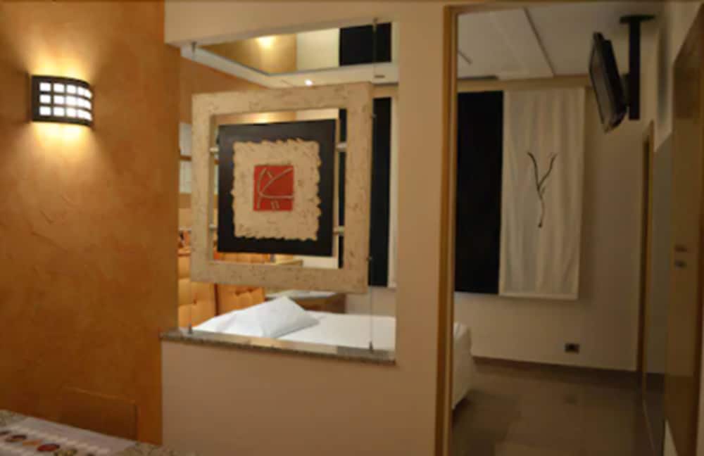 Zouk Hotel 1/50