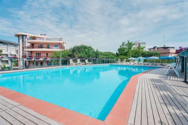 Hotel Nadir 27/34