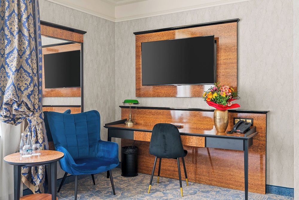 Hotel Diament Plaza Katowice 69/74