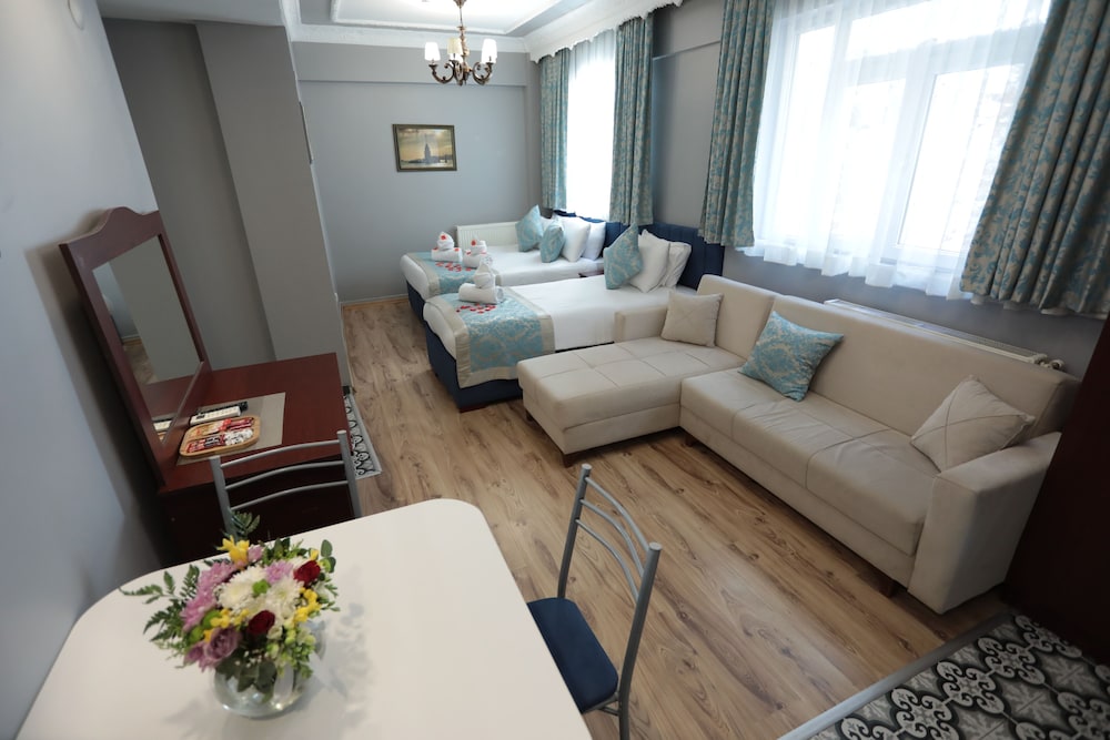 White Pearl Apart 28/45