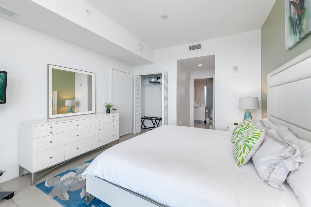 Churchill Suites Monte Carlo Miami Beach 20/76
