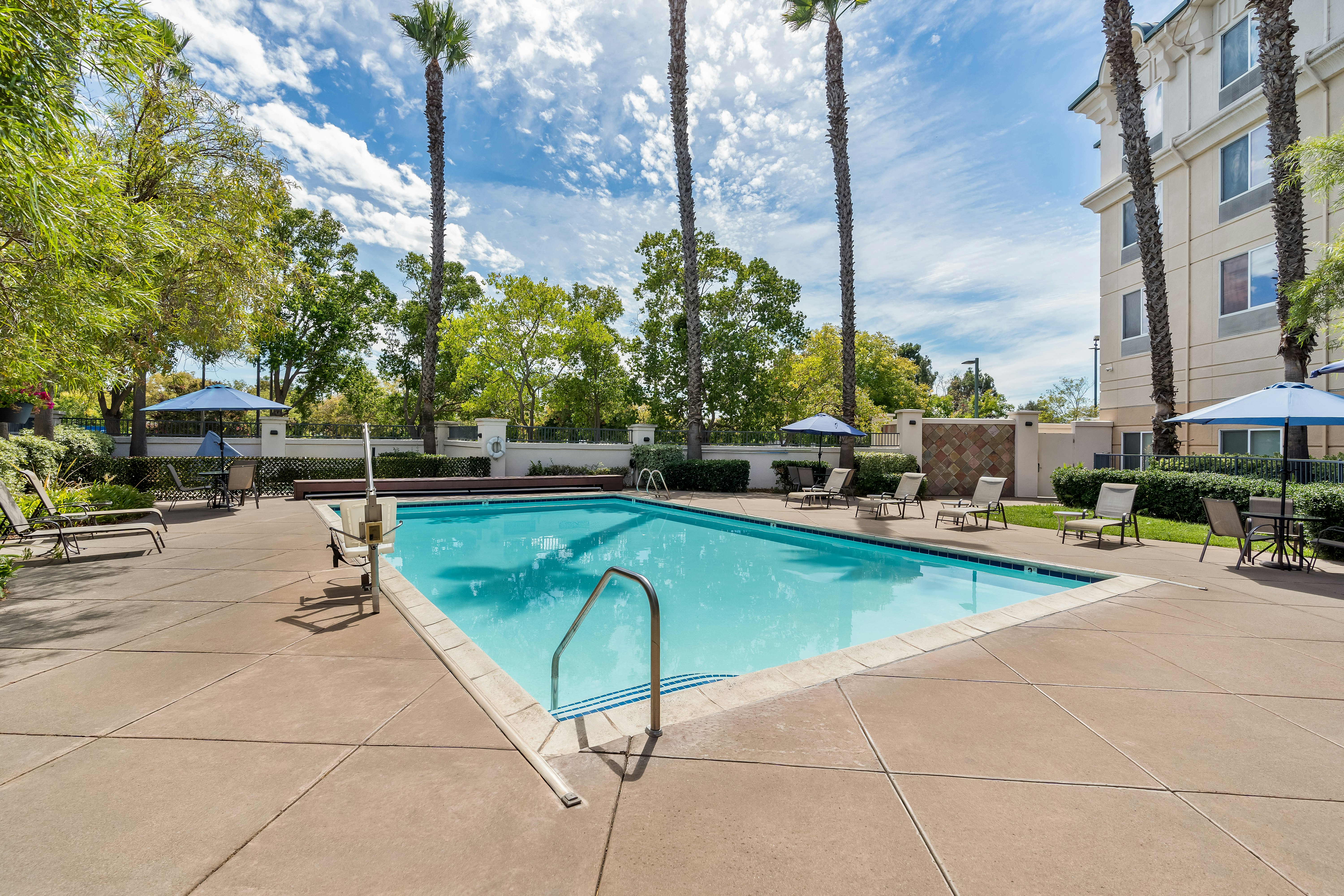 Hilton Garden Inn Fairfield 74/80