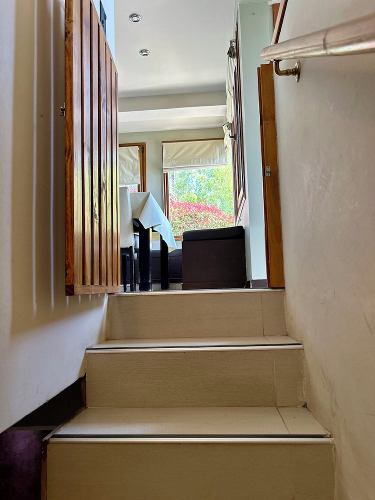BAHIA PARAISO LUXURY SUITES 8/57