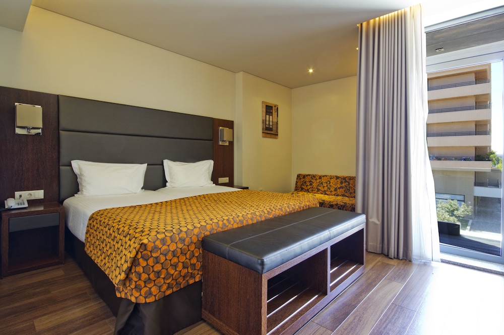 Eurostars Oporto 18/36