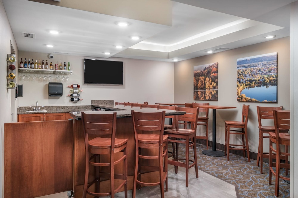 Americinn By Wyndham Winona 34/40