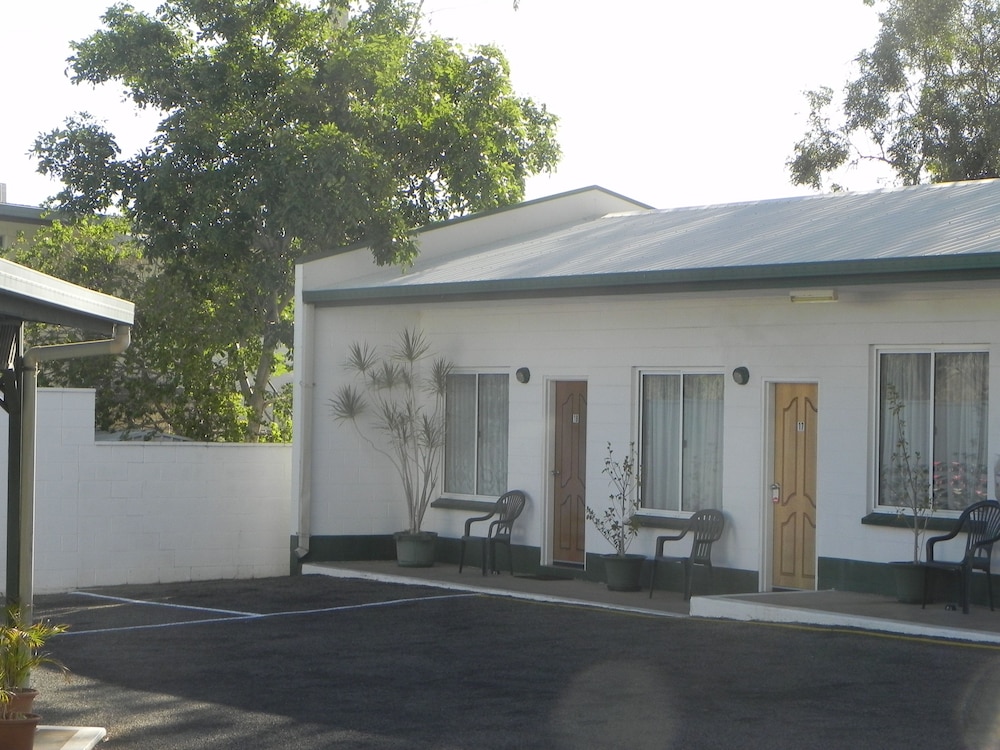 CENTRAL POINT MOTEL 1/61