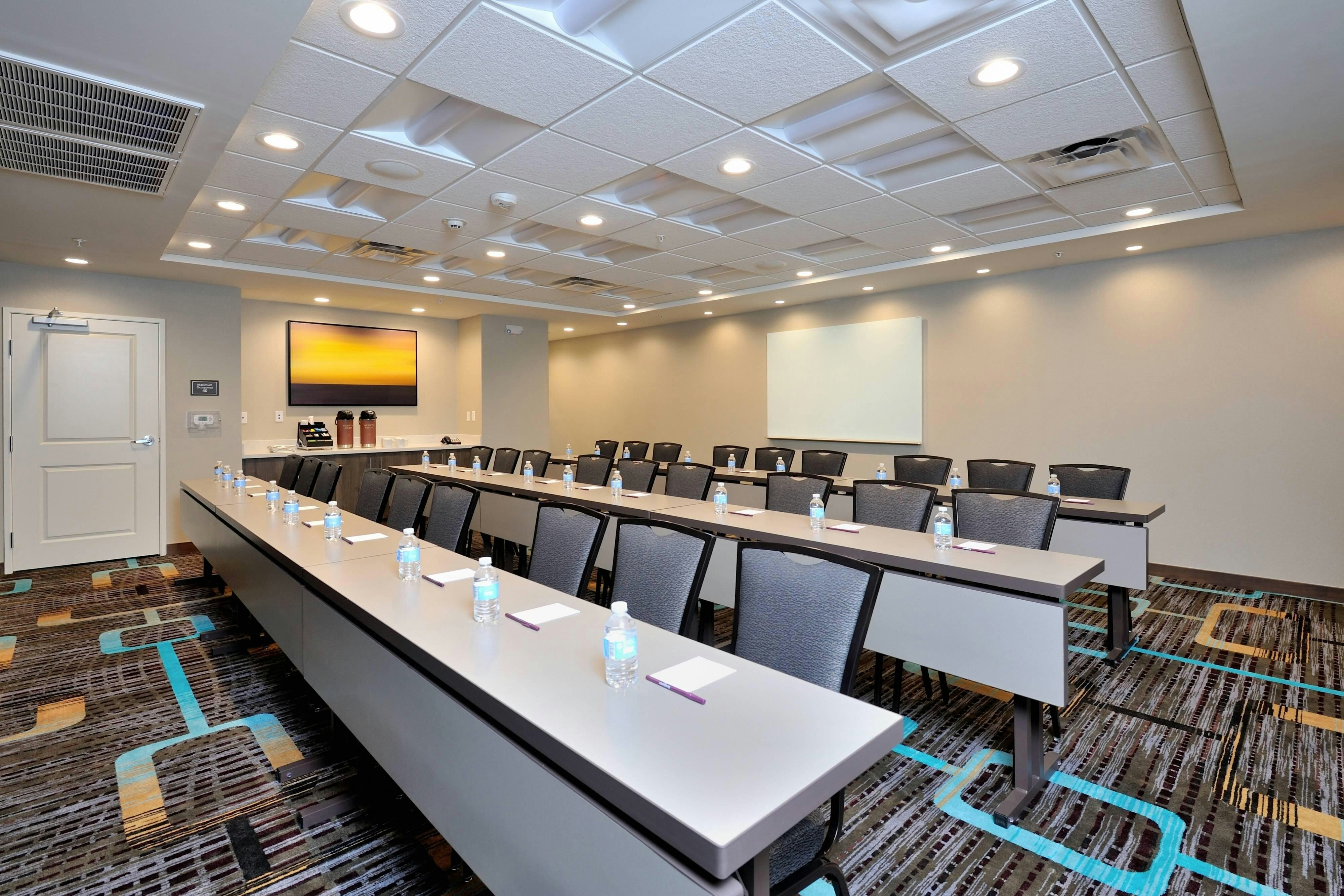 RESIDENCE INN HOUSTON TOMBALL 18/21