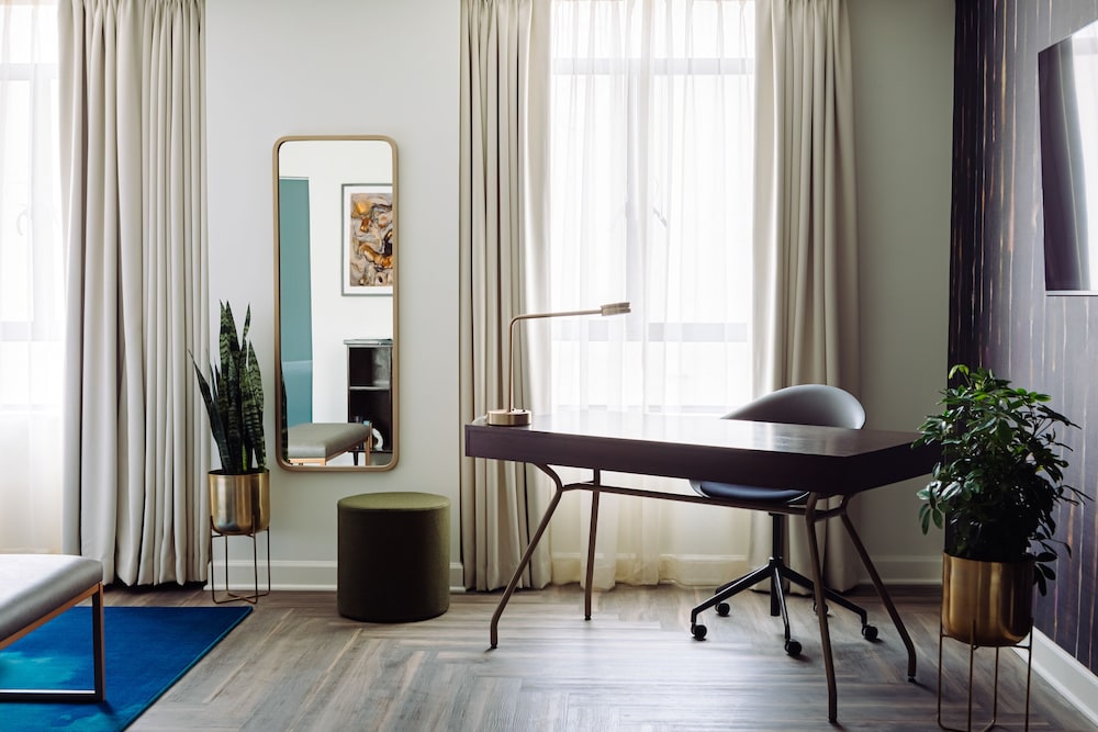 Hotel Deco Omaha, Tapestry Collection by Hilton 59/64