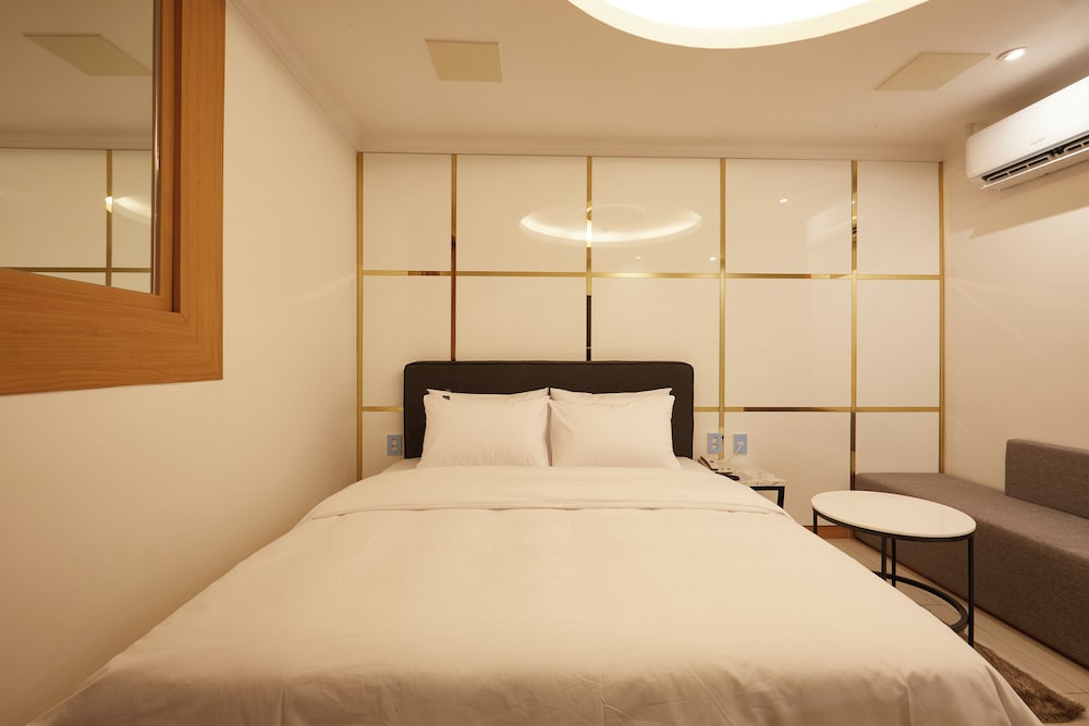 JM Hotel 18/66