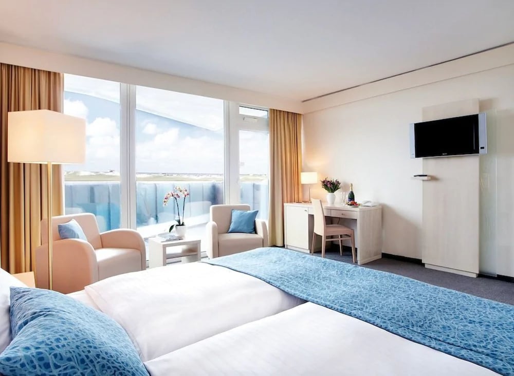 Ambassador Hotel Spa 19/50