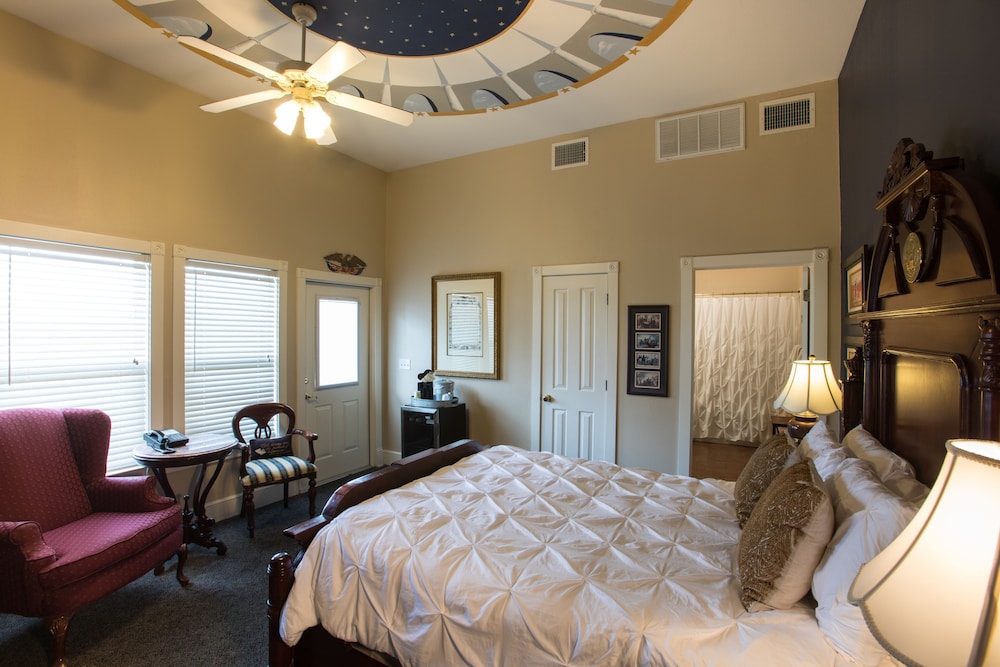 Gruene River Hotel & Retreat 11/50