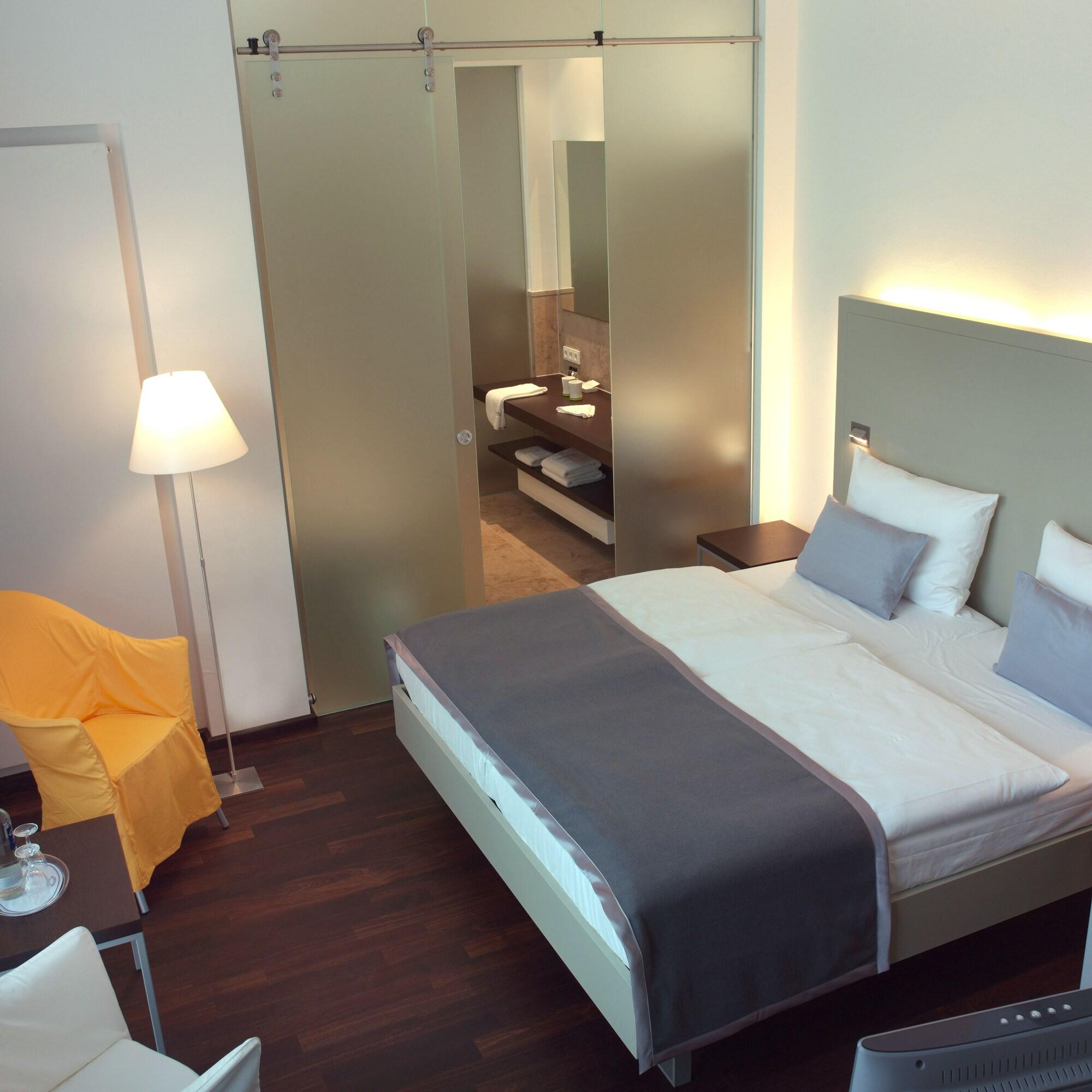 Room, Xxl