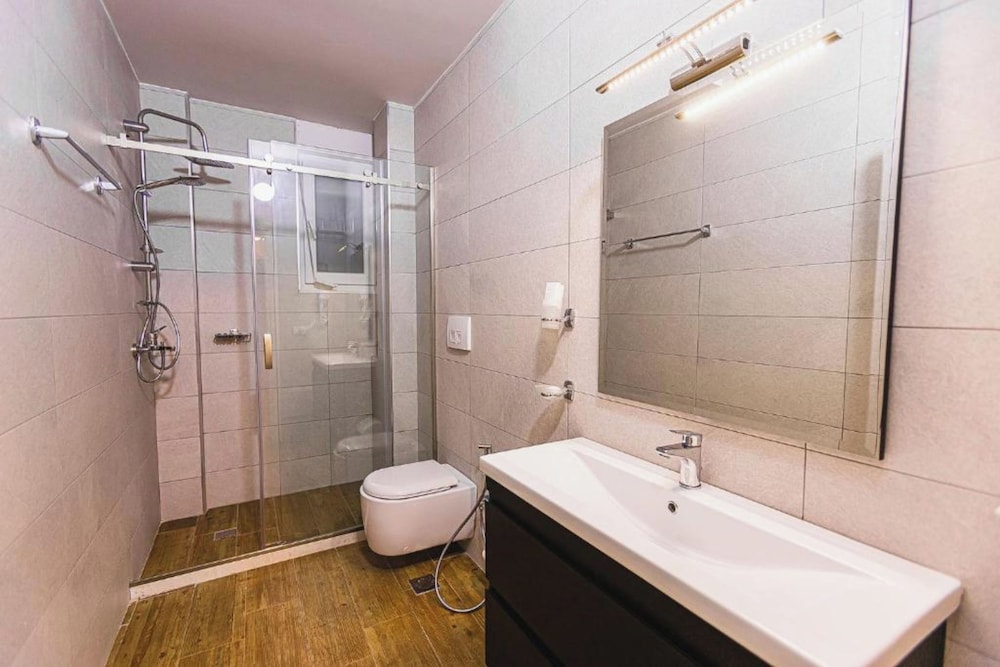 Olivar Hotel Tirana 54/60